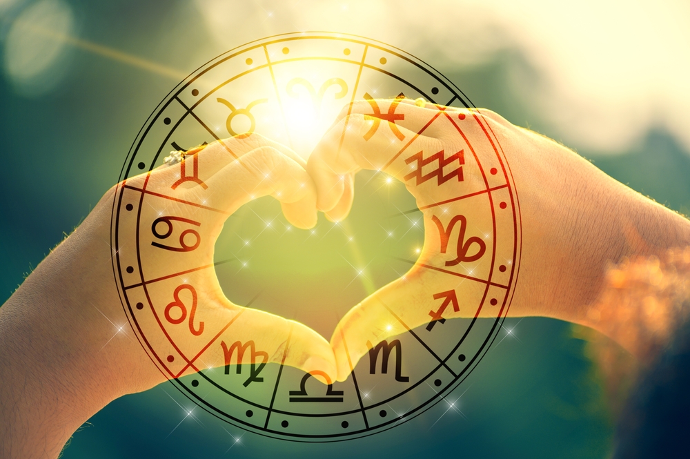 Astrologie du Lion et Scorpion : des signes compatibles ?